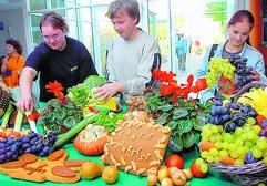 Sachsen Anhalt Bauern Feiern Erntedankfest In Magdeburg