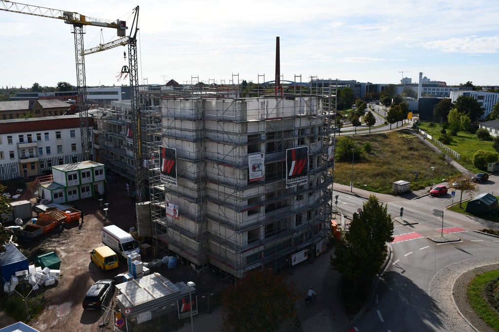 Am Neubau an der Wittenberger Straße in Magdeburg wurde Richtfest gefeiert.