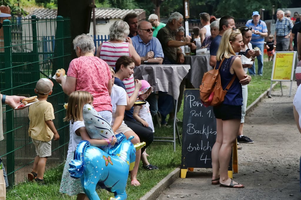 Bauernmarkt im Walbecker Tierpark