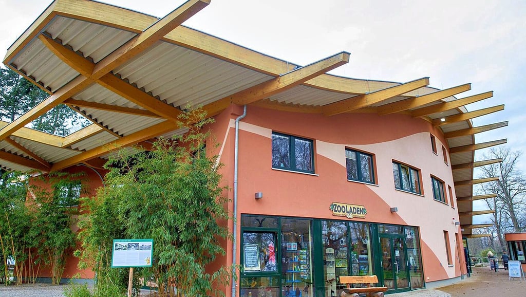 Der Magdeburger Zoo wird voraussichtlich im Jahr 2022 die Kosten für den Eintritt erhöhen. Für Kinder bleibt der freie Eintritt, Erwachsene sollen mehr zahlen. 