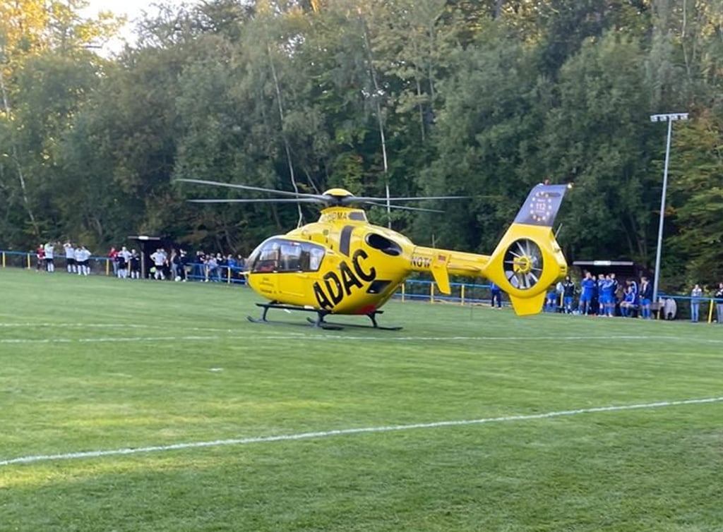 Ein bei einem Harzliga II-Fußballspiel verletzter Drübecker Kicker musste am Sonnabendnachmittag mit dem Rettungshubschrauber in eine Spezialklinik geflogen werden.