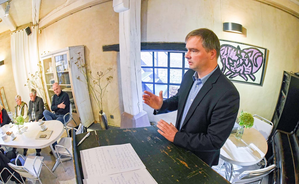 Steffen Amme erläutert schon mal seine Pläne für den Fall seiner Wahl zum Oberbürgermeister.