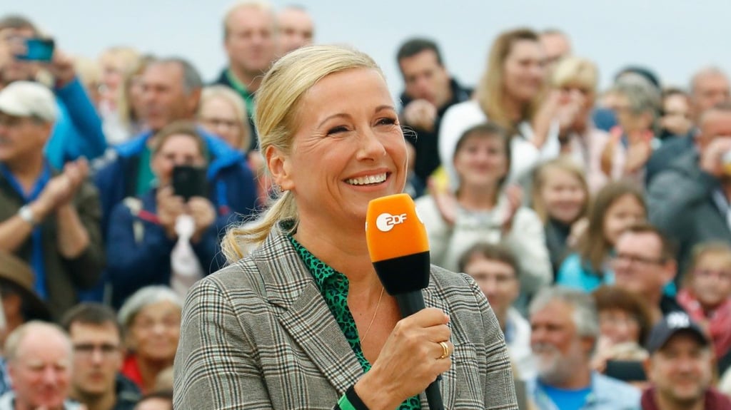 Andrea Kiewel moderierte den ZDF-Fernsehgarten am Sonntag aus Wittenberg.