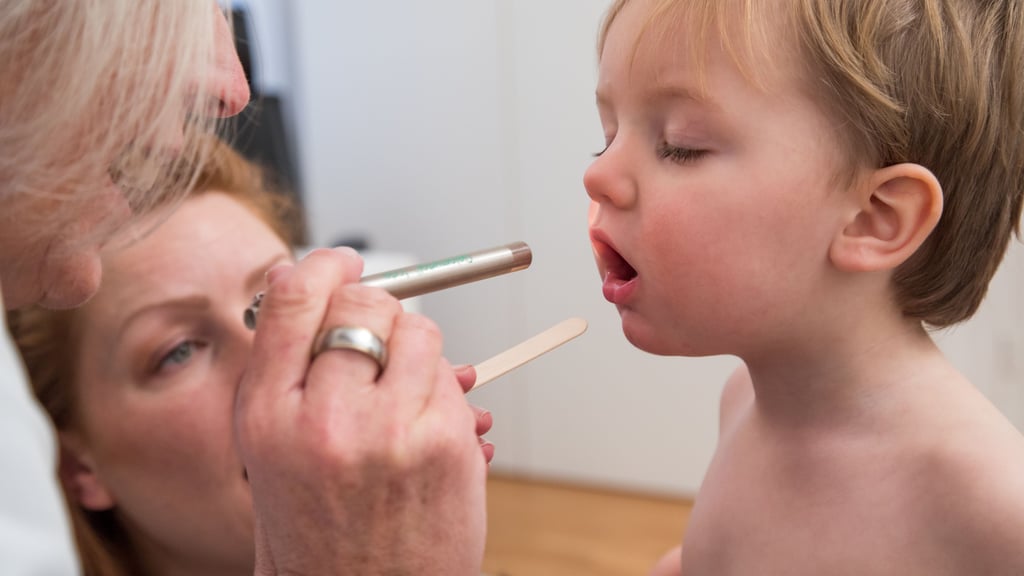 Kinder bis drei Jahre sind besonders oft von RSV-Viren betroffen.