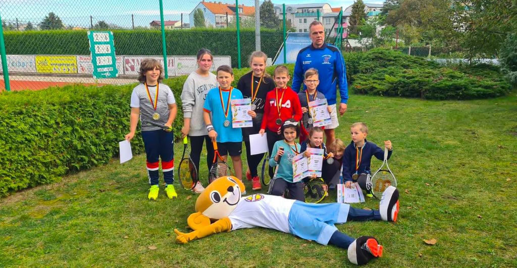 Alle Schützlinge von Trainer Michael Fritzsching kehrten mit einer Medaille von den Kreis-, Kinder- und Jugendspielen aus Schönebeck zurück.