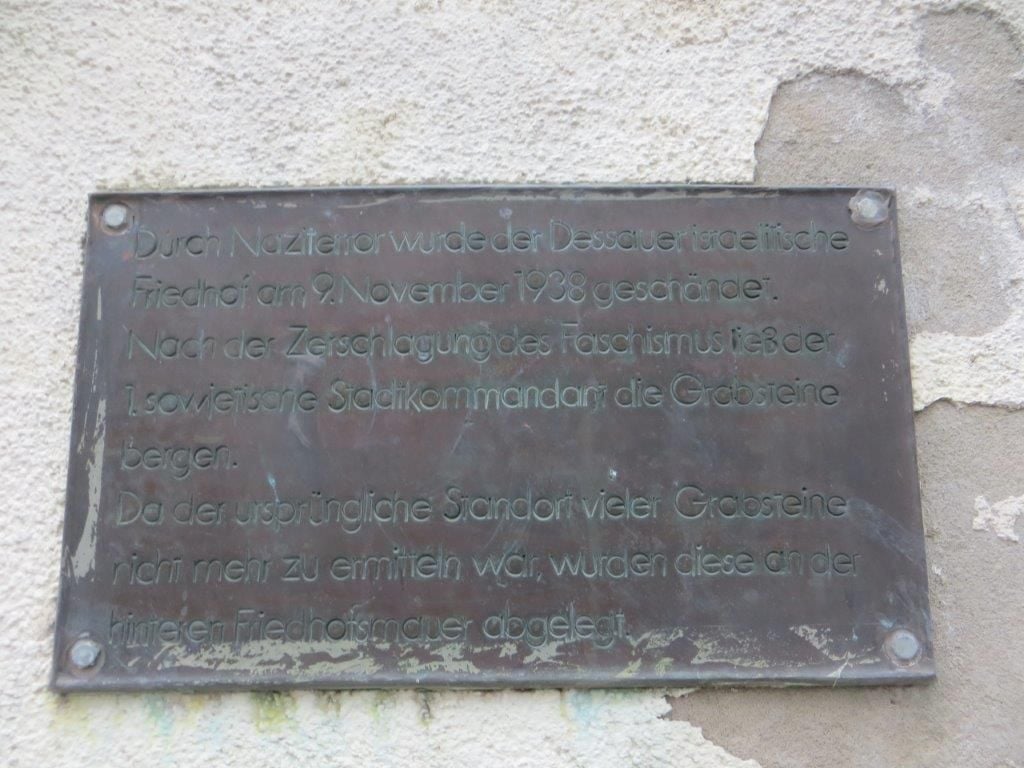 Diese Tafel wurde gestohlen.