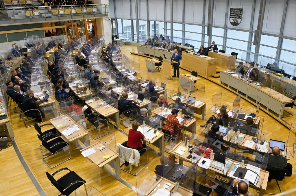 Die AfD ist im Landtag von Sachsen-Anhalt damit gescheitert, das 2G-Optionsmodell zu kippen.