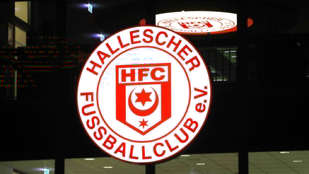 Am Rande des Drittliga-Spiel des hallenschen FC gegen den 1. FC Saarbrücken ist es vermehrt zu Angriffen gekommen.