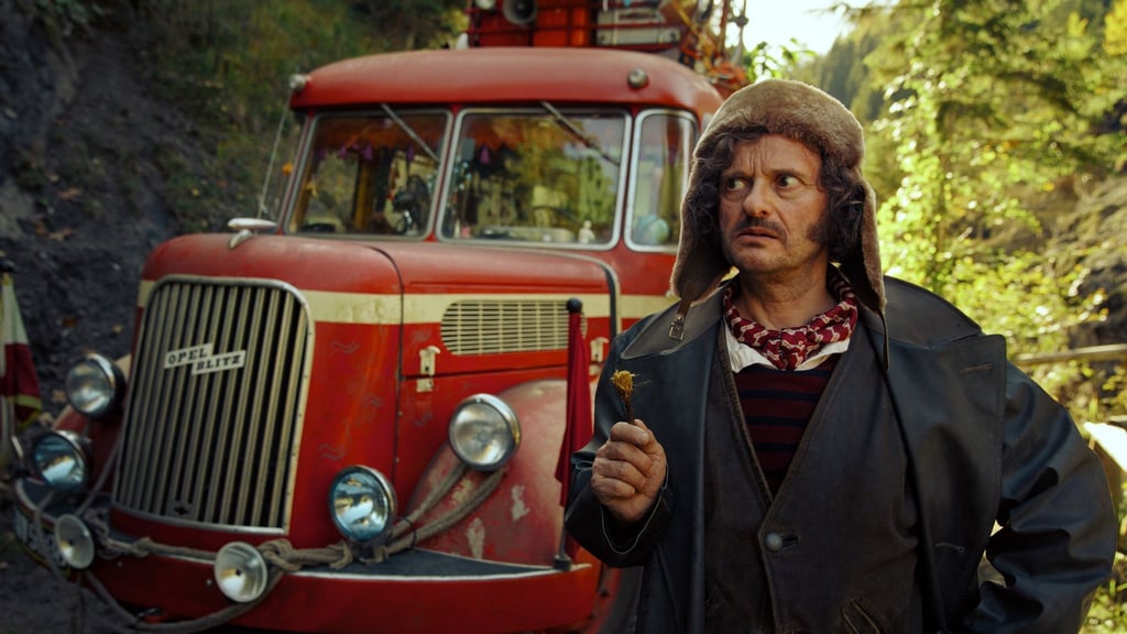 Milan Peschel als Mister Morrison in einer Szene des Films "Die Schule der magischen Tiere".