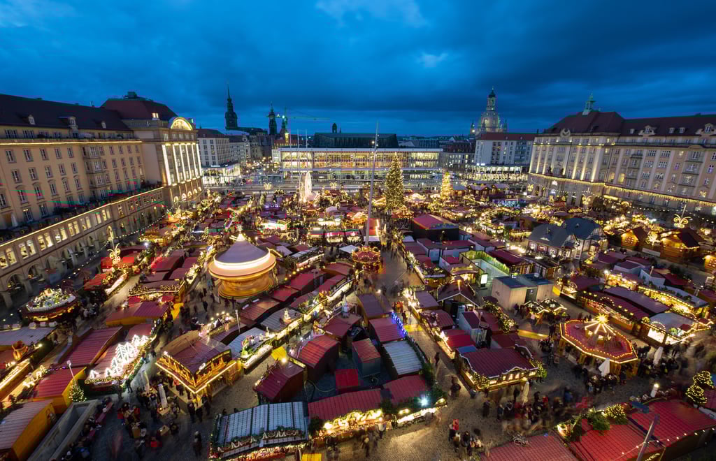 Sachsens Weihnachtsmärkte - im Bild der Dresdner Striezelmarkt - sollen in diesem Jahr stattfinden können.