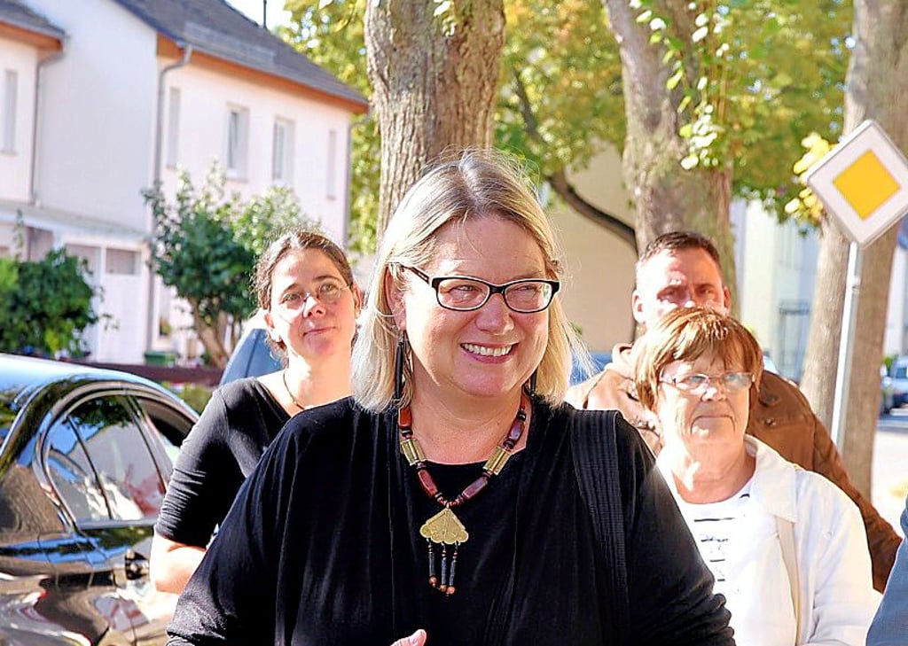 Staatssekretärin Susi Möbbeck kam zum Gratulieren.
