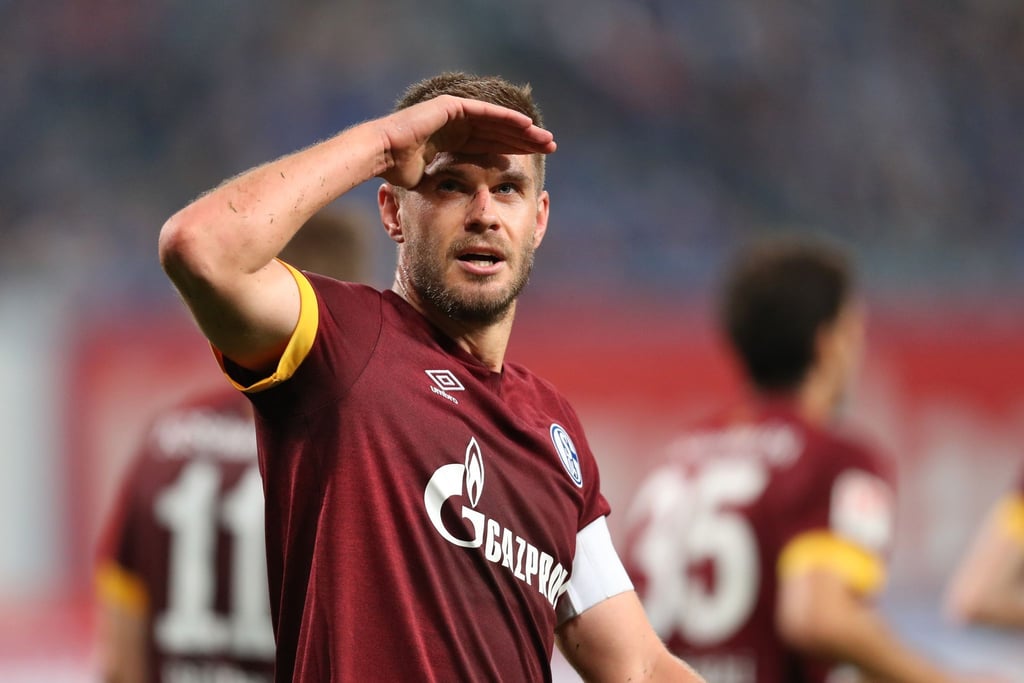 Stürmer Simon Terodde war einmal mehr der Schalker Matchwinner.