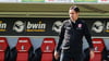 HFC-Trainer Florian Schnorrenberg war mit dem Punkt in Freiburg am Ende zufrieden.