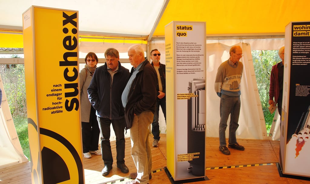 In der Ausstellung, die noch bis zum 8. Oktober in Sieben Linden zu sehen ist, gibt es Infos zur laufenden Endlagersuche.