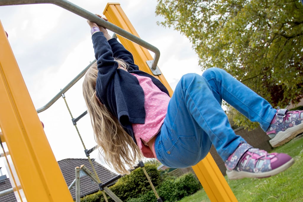 Ab auf den Spielplatz! Kindergartenkinder sollten sich drei Stunden am Tag bewegen.