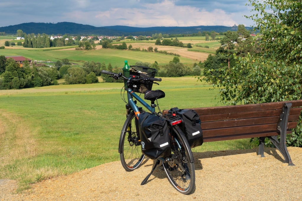 Typisch Oberpfalz: Während der Pause zwischen Weiden und Vohenstrauß bietet sich eine idyllische Aussicht.