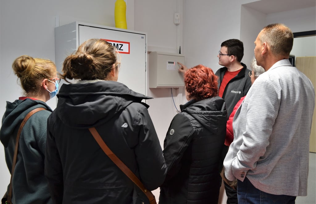Die Mitarbeiter der Gesamtschule in Wanzleben sind am gestrigen Freitag in das neue Sicherheitssystem und die Brandmeldeanlage in dem Neubau eingewiesen worden,