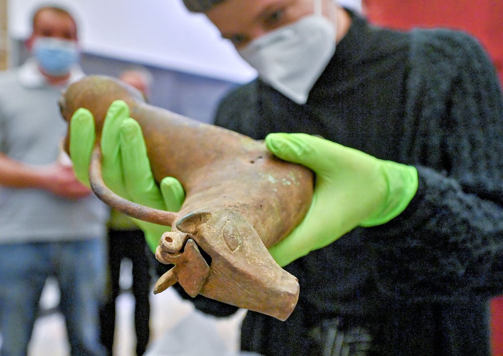 Am Donnerstag wurde der bedeutende archäologische Fund aus dem Jerichower Land in Halle der Öffentlichkeit präsentiert.