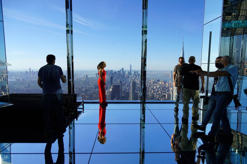 Besucher bei der Eröffnung der neuen Aussichtsplattform „Summit One Vanderbilt“ in Manhattan.