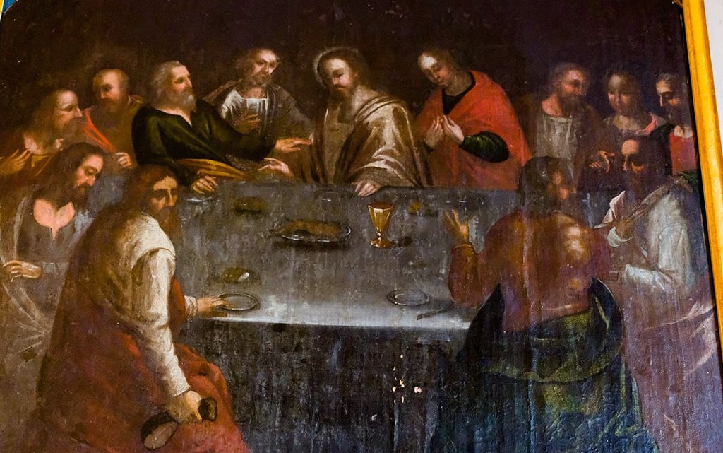 Auf dem 1624 enstandenen Altarbild, auf dem das letzte Abendmahl dargestellt ist, hat sich mit Kurfürstin Hedwig (hintere Reihe, 2. v. r.) eine Frau eingeschlichen.