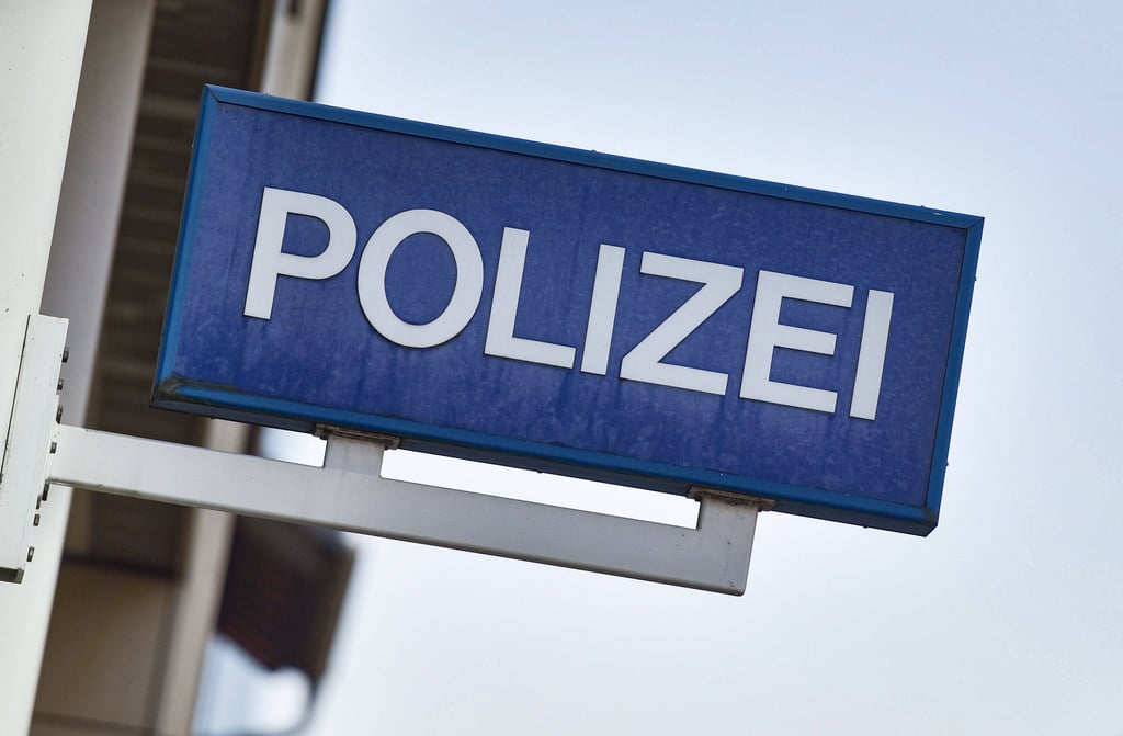 Die Polizei sucht nach Autodieben in Staßfurt.