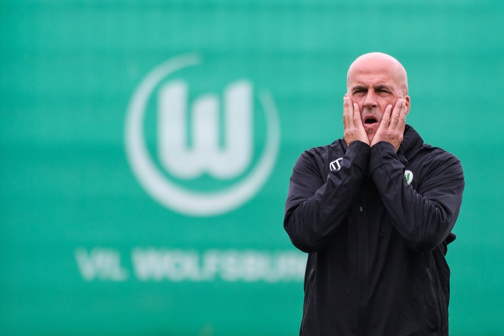 Leitet übergangsweise das Training beim VfL Wolfsburg: Michael Frontzeck.