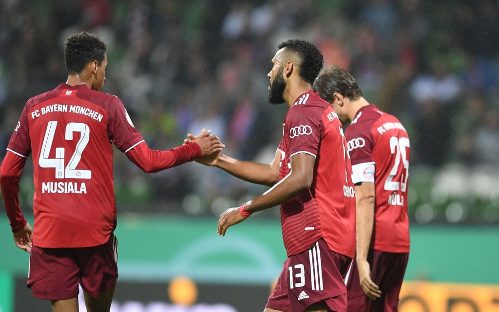 Zeigten sich in Bremen in Torlaune: Bayerns Eric Maxim Choupo-Moting (r) und Jamal Musiala.