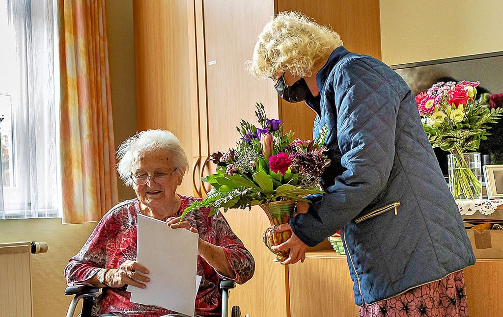 Erna Lehre wird 100.
