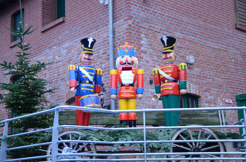 Damit dieses Bild und viele weitere im Advent zumindest auf dem Tangermünder Neumannschen Hof aufgebaut werden können, laufen derzeit die Vorbereitungen auf Hochtouren.