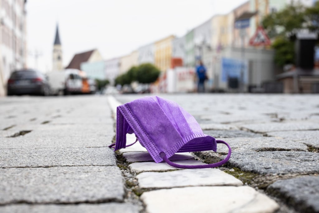 In der Debatte um die künftige Rechtsgrundlage für Corona-Maßnahmen wie Masken- und Kontaktregeln bis in den Winter haben SPD, Grüne und FDP gemeinsame Vorschläge vorgelegt.