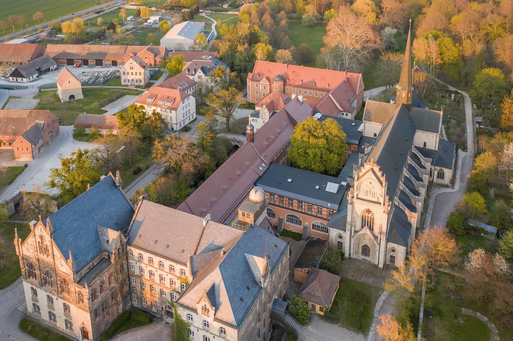 Blick auf Schulpforte, wo sich die einstige EOS befunden hat und heute die Landesschule ihren Sitz hat.