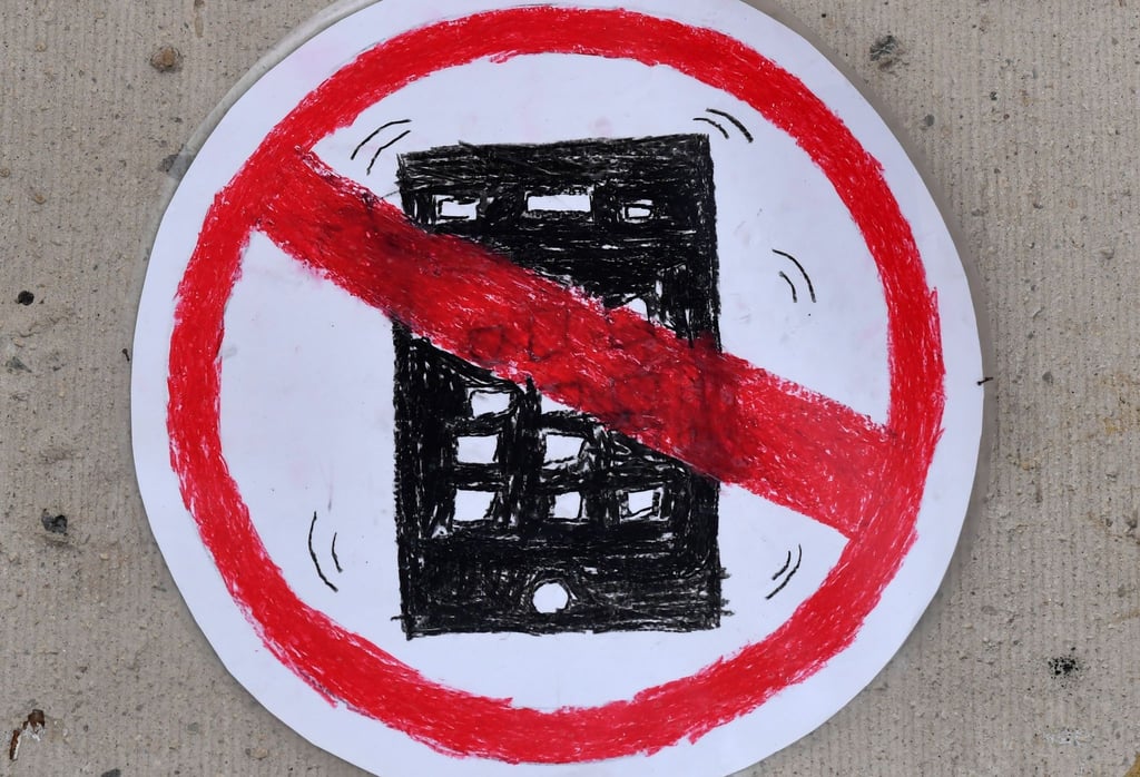 Kein Smartphone: Jugendliche mit einer Gehirnerschütterung genesen schneller, wenn sie eine Zeit lang die Finger vom Handy lassen.
