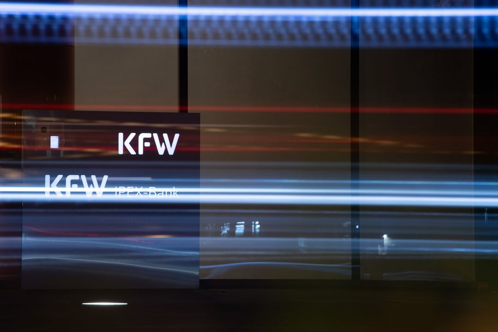 Der staatlichen Förderbank KfW zufolge sollen keine Anträge mehr für Fördergelder für private Ladestationen von E-Autos gestellt werden.