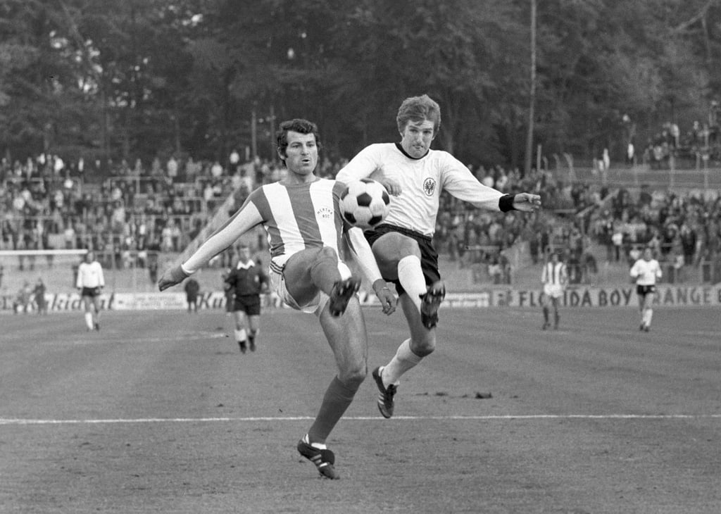 Verstarb im Alter von 72 Jahren: Bernd Nickel (r).