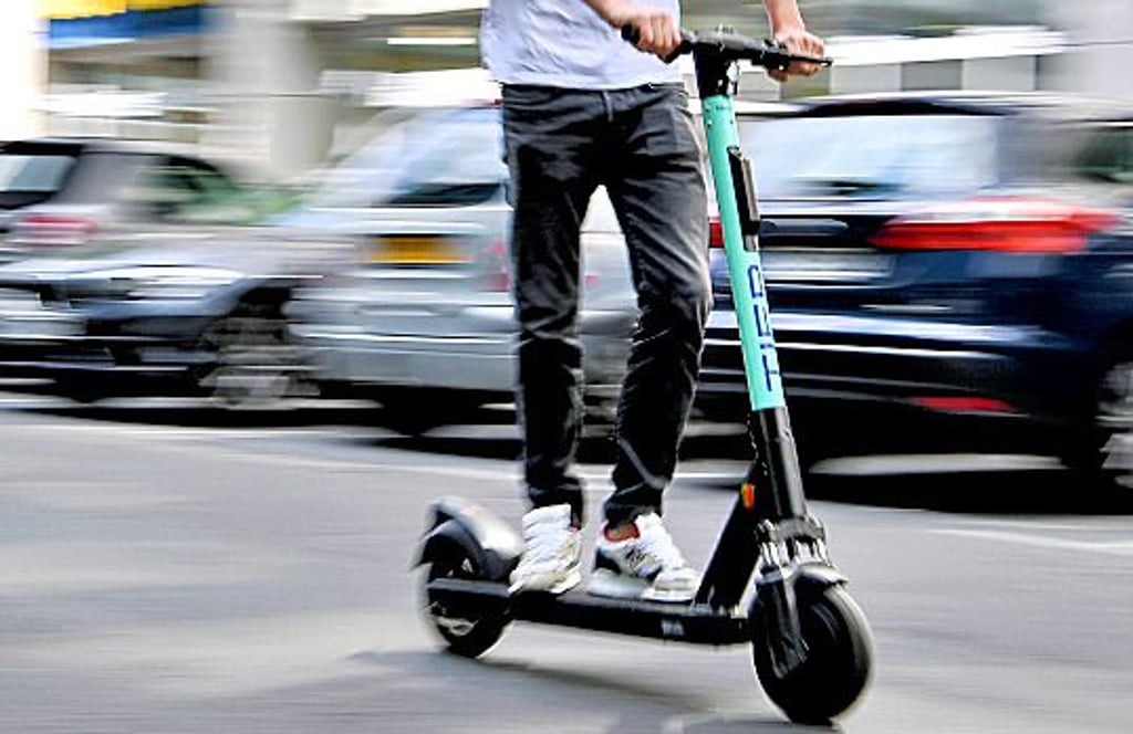Ein E-Scooter