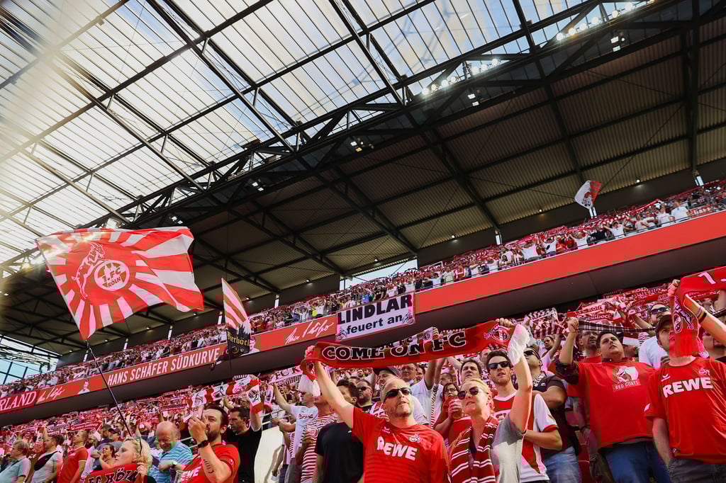 Bis zu 40.000 Zuschauer dürfen beim Spiel 1. FC Köln gegen die SpVgg Greuther Fürth ins Stadion.