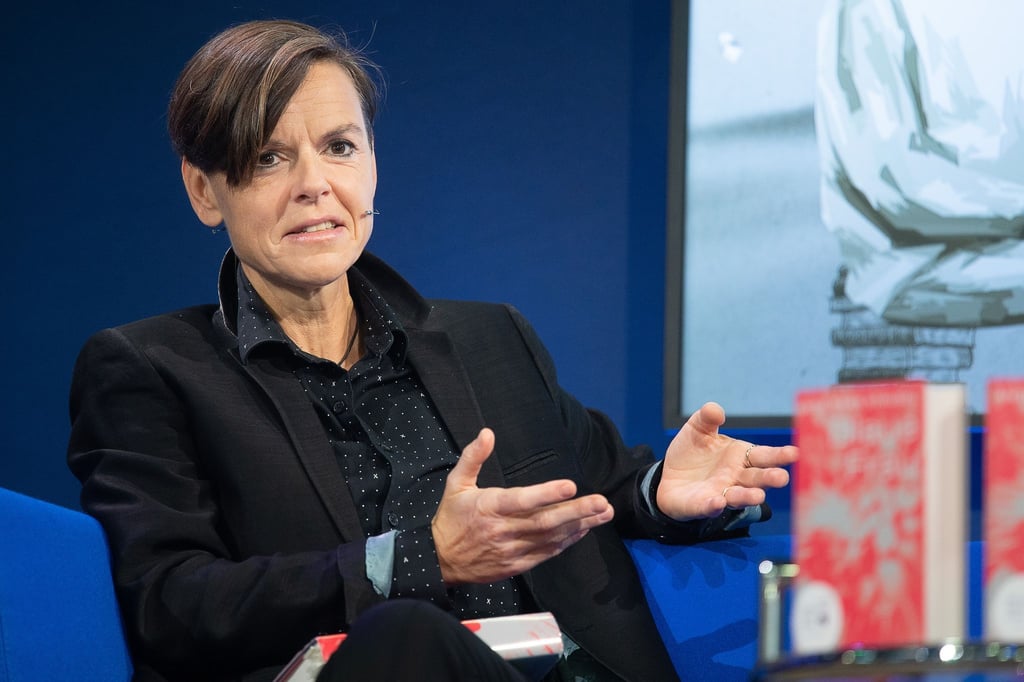 Antje Rávik Strubel, Gewinnerin des Deutschen Buchpreises 2021, auf der Frankfurter Buchmesse.