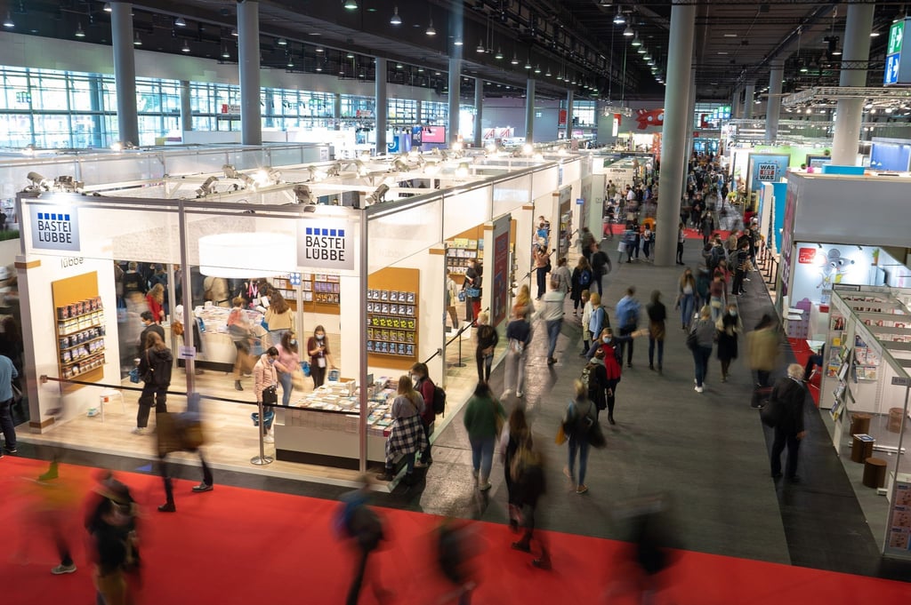 Mehr als 70.000 Besucherinnen und Besucher kamen in diesem Jahr zu Buchmesse nach Frankfurt am Main.