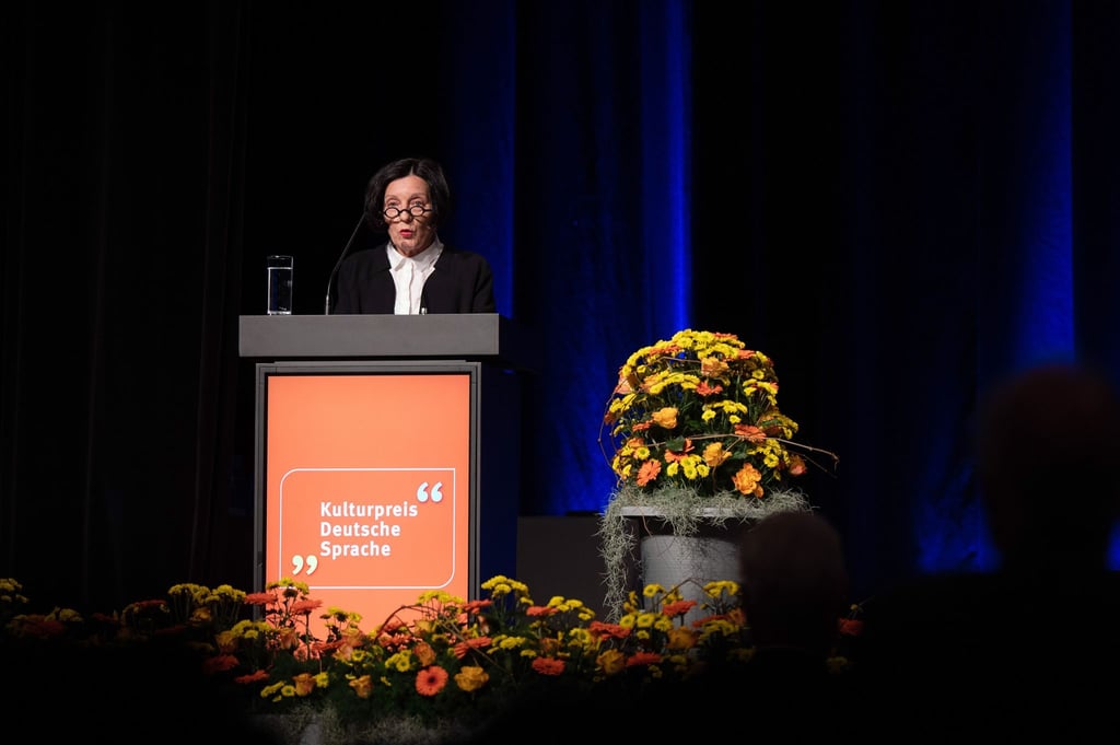 Herta Müller bei der Verleihung des Jacob-Grimm-Preises in Kassel.