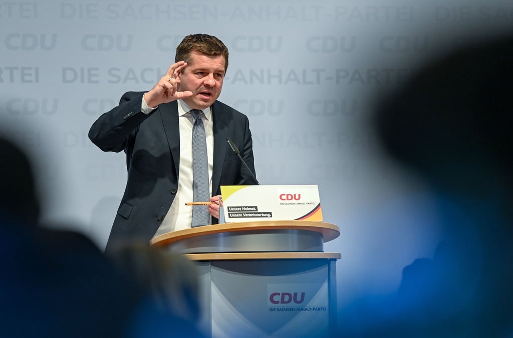 Sven Schulze, Landesvorsitzender der CDU Sachsen-Anhalt, spricht auf dem Landesparteitag in Leuna.