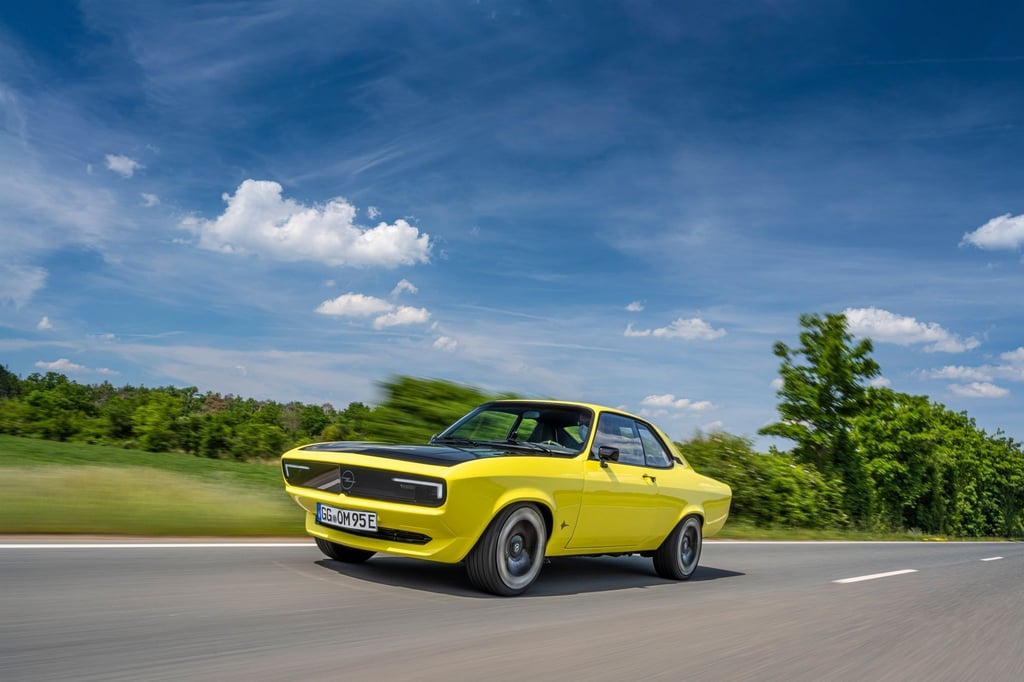 Zurück in die Zukunft: Den Opel Manta GSe Elektromod treibt ein Elektromotor an.