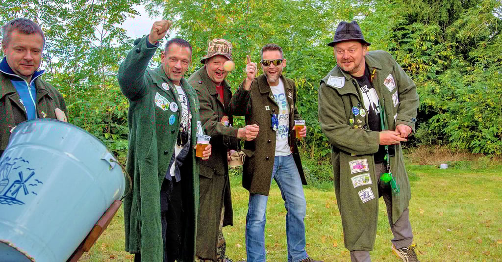 Am Samstag 2. Oktober 2021 fand in Klein Ammensleben das traditionelle Lodenmantelrennen in abgespeckter Version statt.