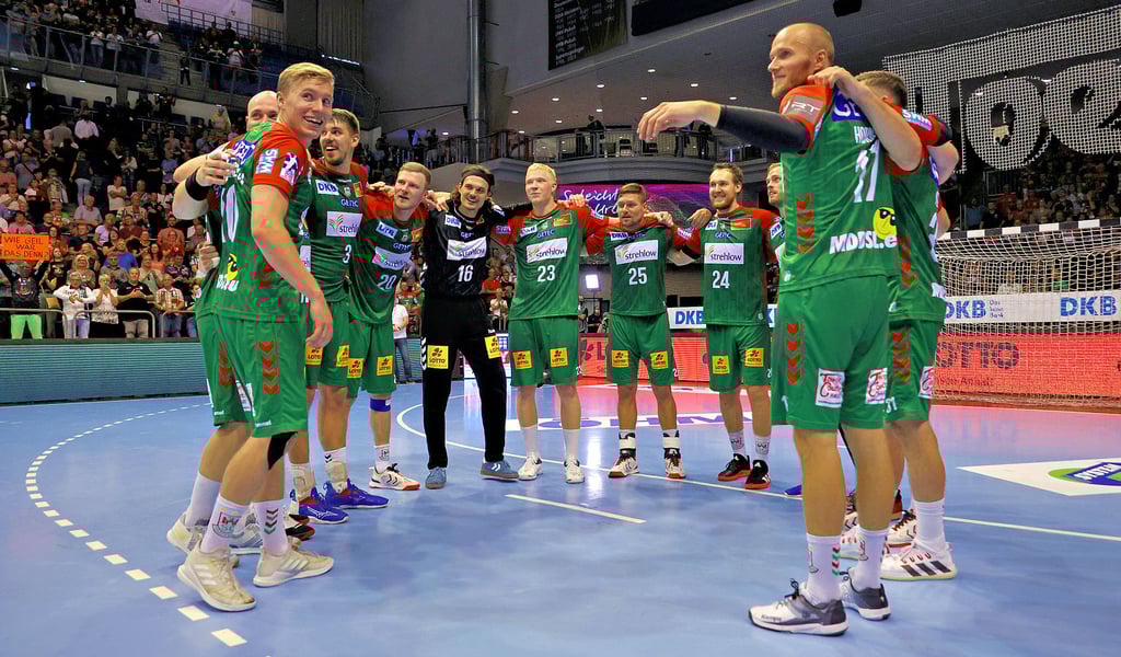 Der SC Magdeburg ist in das Abenteuer IHF Super Globe gestartet. Gestern morgen landete das Team in Saudi-Arabien. Am Abend stand bereits das erste Training an.