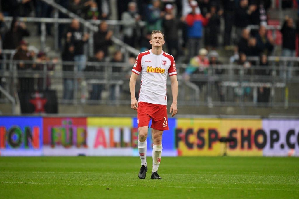 Jahn Regensburg muss auf Scott Kennedy verzichten.
