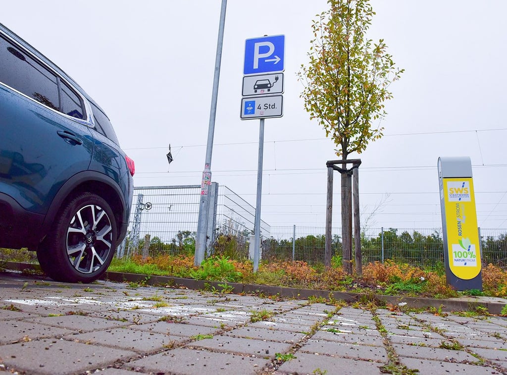 Auch die bisherige E-Ladestation für Autos auf dem Park-and-Ride-Platz am Sangerhäuser Bahnhof soll erweitert werden.