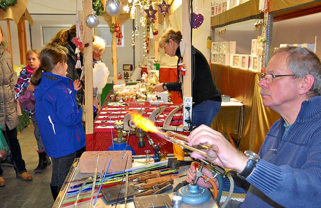 Auch in diesem Jahr ist der Besondere Weihnachtsmarkt der Matthias-Claudius-Haus-Stiftung abgesagt. Händler und Handwerker sollen erst im kommenden Jahr wieder ihre Arbeit präsentieren.
