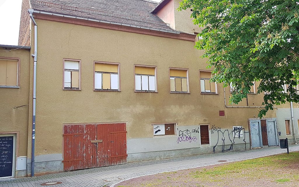 Das alte Bauerngut am Altmarkt in Hohenmölsen soll saniert und neu genutzt werden. Die Stadt hat dafür einen Ideenwettbewerb durchgeführt.