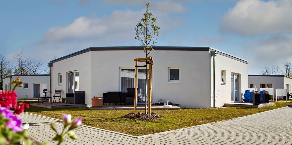 So wie hier, im Wohnpark in Magdeburg in der Hans-Grade-Straße, könnte es bald auch in Letzlingen aussehen. Die Humanas Letzlingen Wohnpark Eva GmbH und Co. KG will an der Straße am Schlosspark bauen.