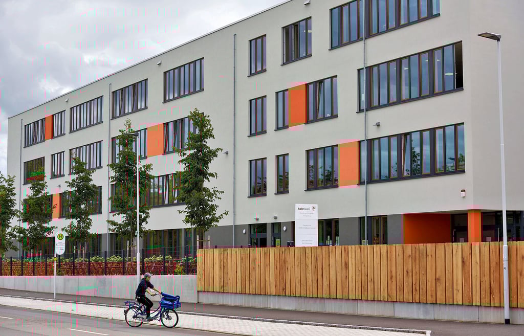 Die Integrierte Gesamtschule am Holzplatz wird nicht erweitert. Laut Verwaltung fehlt dafür auf dem Areal der Platz.