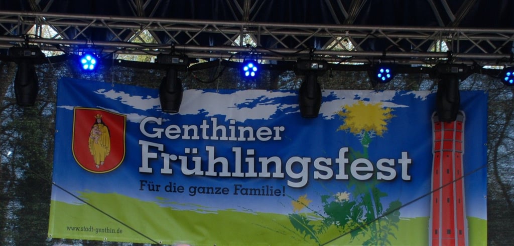 Der Stadtrat hat beschlossen, die Feierlichkeiten zum 850. Stadtjubiläum mit dem Frühlingsfest im April 2022 beginnen zu lassen.